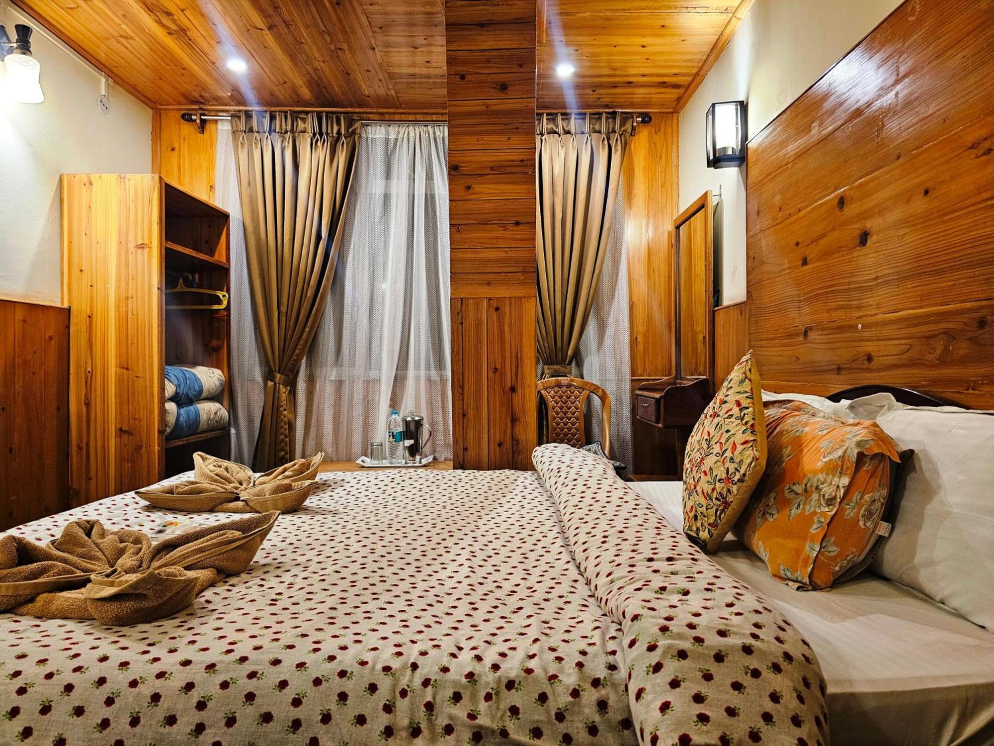 Hotel Golden Orchid ดาร์จีลิง ภายนอก รูปภาพ